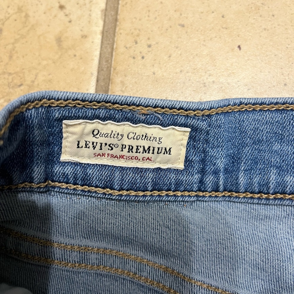 Levi’s Classic Blue Women's Jeans size 24 (00) Skinny Fit - Picture 3 of 7